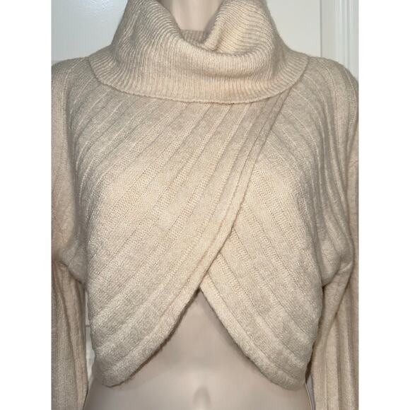 Pretty Little Thing Oatmeal Luxe Knit Wide Rib Cross Back Crop, Women's Size S - Picture 3 of 7